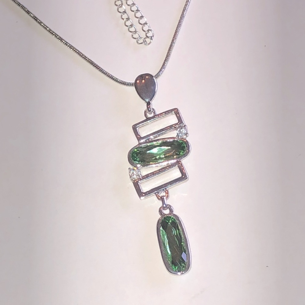 Silver Tone Green Crystal Boho Pendant Necklace - Picture 3 of 6